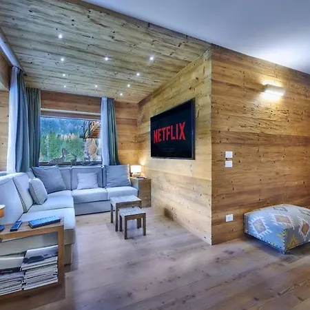 Cozy In The Dolomites For 8 Guests شقة